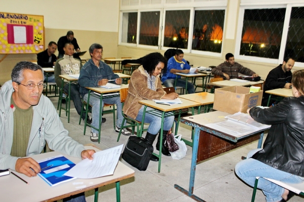 Ainda há vagas para os cursos de Pedreiro e Eletricista do PRONATEC