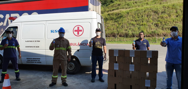 Secretaria de Saúde de Piraí recebe álcool em gel doado pela Ambev