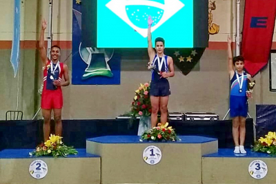 Escola de Ginástica encerra o ano com o total de 131 medalhas