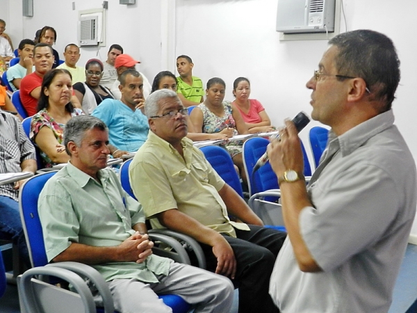 Prefeitura realiza curso para agentes do transporte escolar