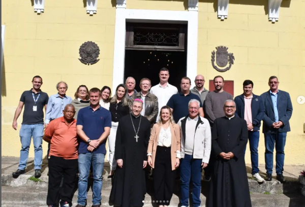 Bispo Diocesano de Barra do Piraí – Volta Redonda, Dom Luiz Henrique, visita Piraí