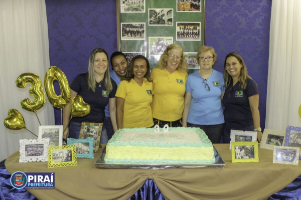 Ciep Margarida Thompson comemora 30 anos