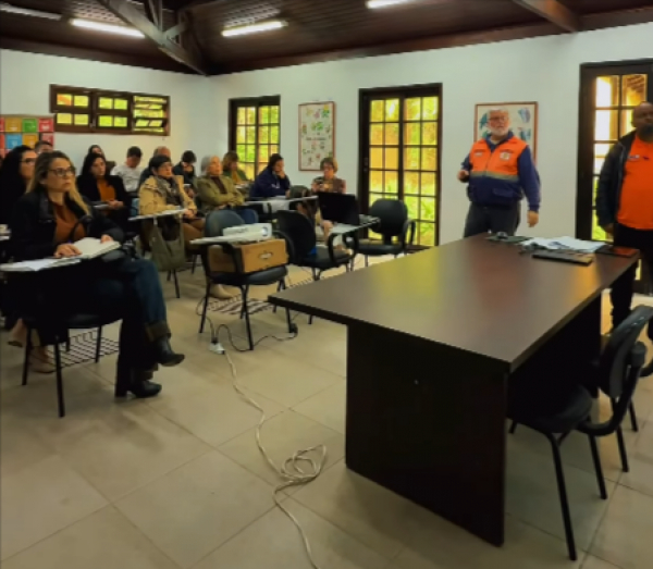 Prefeitura de Pira&iacute; inicia planejamento integrado de preven&ccedil;&atilde;o a eventos clim&aacute;ticos extremos