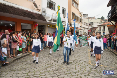 Desfile Cívico comemora 181 anos da cidade