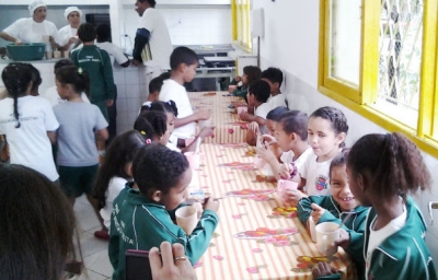 Hoje é dia de volta as aulas em Piraí