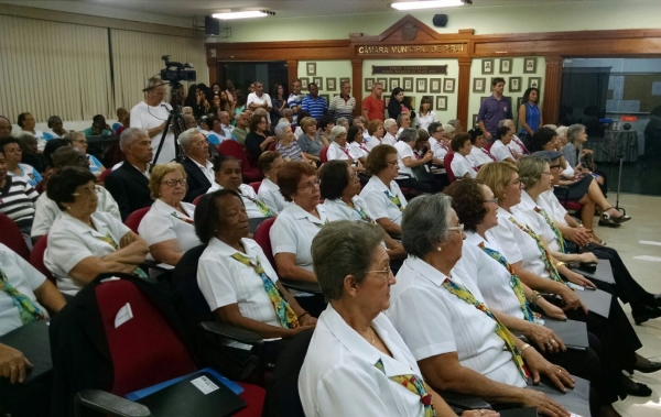 Sessão solene comemora Semana do Idoso