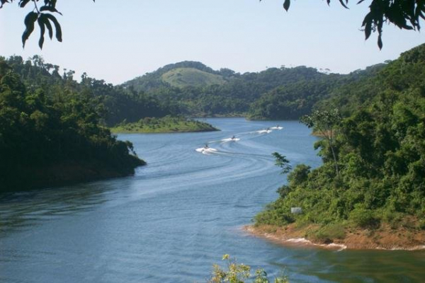 Clube de Pesca abre para turismo na Represa de Lajes