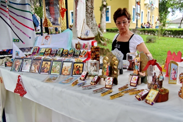 Sábado tem Feira dos Artesãos na Praça da Preguiça