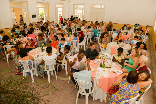 Dia Internacional da Mulher tem café cultural e mesa de debates em Piraí